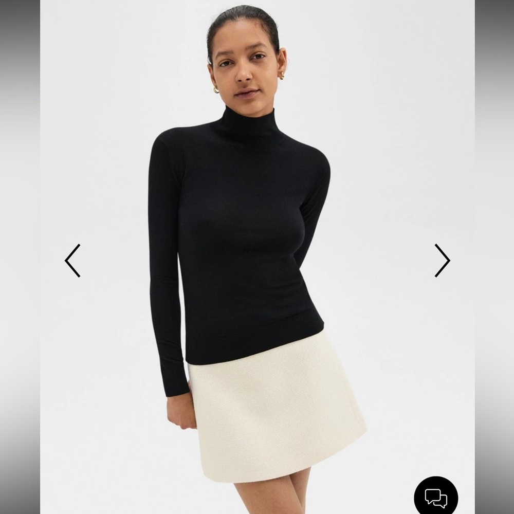 Theory Regal Wool turtleneck size small